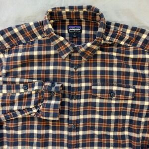 PATAGONIA Lightweight Fjord Shirt Men's Medium Flannel Plaid Organic Cotton